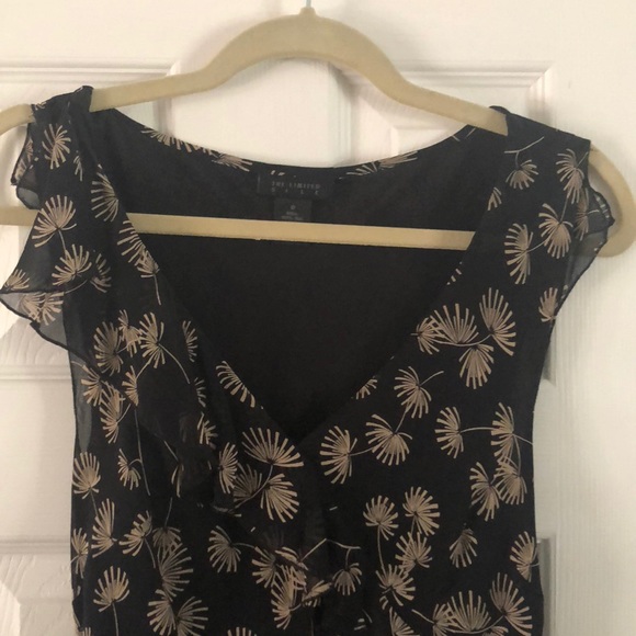 The Limited sz 8 Black ruffled dress - Picture 2 of 4